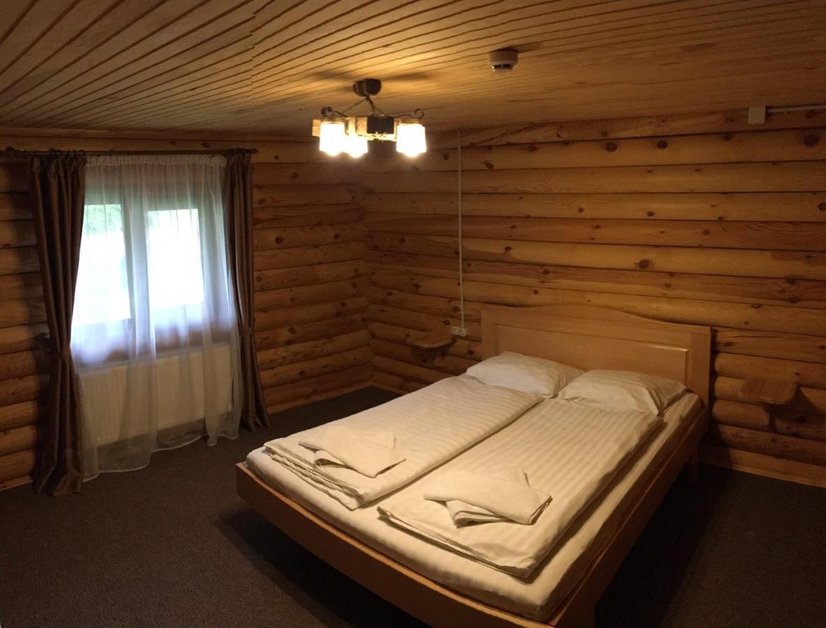 Hotel Sokolyne gnizdo Korostov Zewnętrze zdjęcie