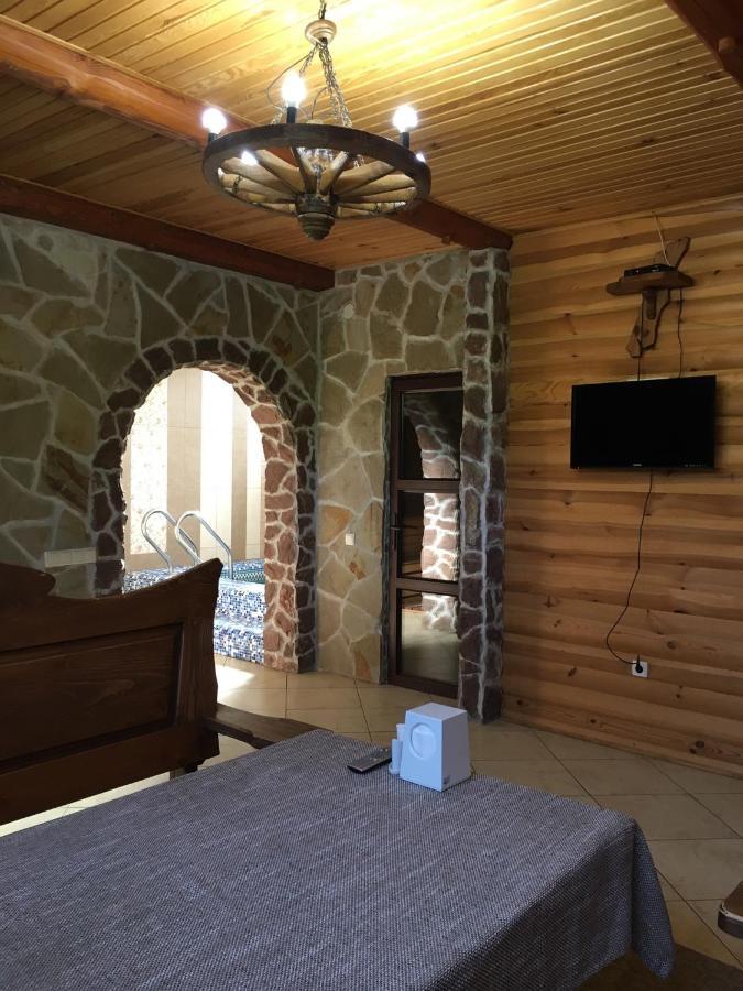 Hotel Sokolyne gnizdo Korostov Zewnętrze zdjęcie