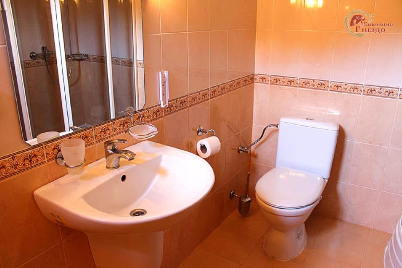 Hotel Sokolyne gnizdo Korostov Zewnętrze zdjęcie