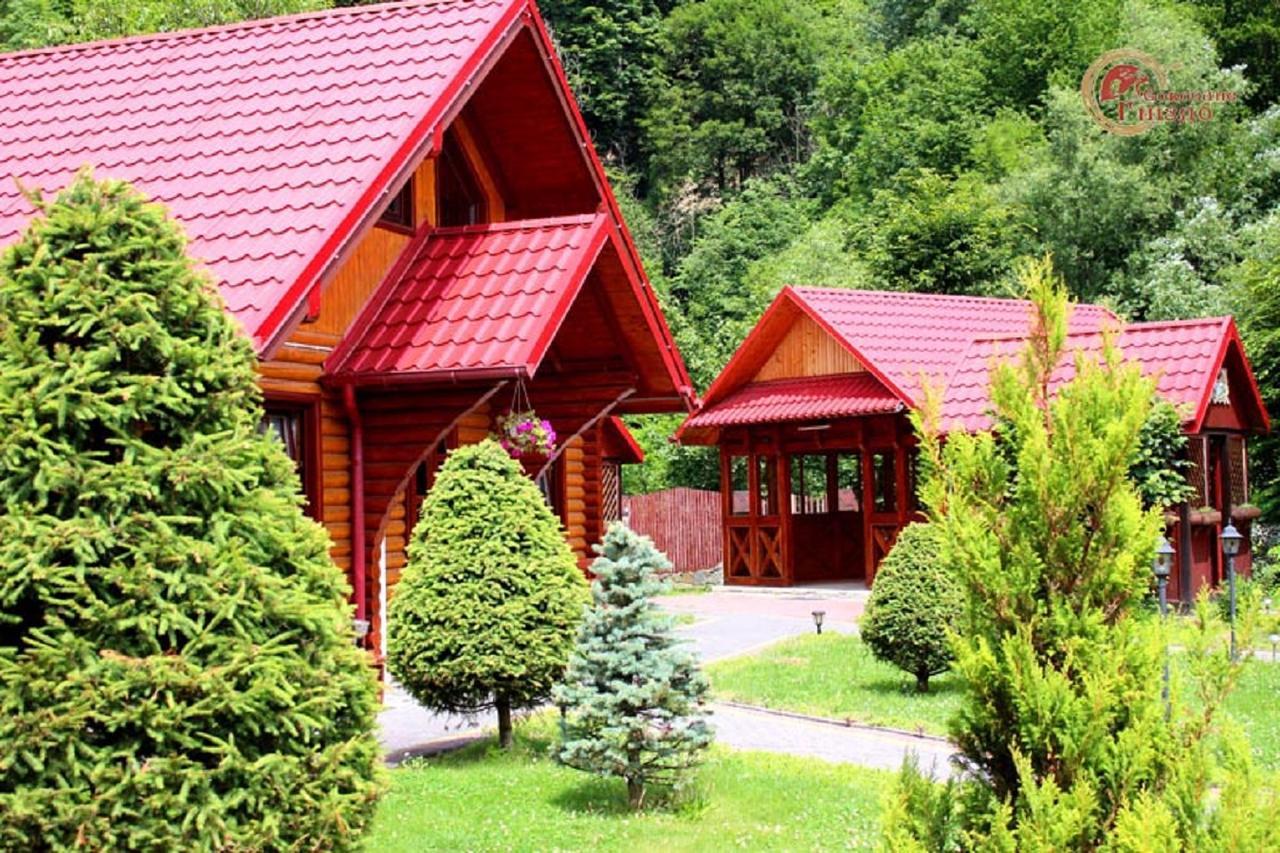 Hotel Sokolyne gnizdo Korostov Zewnętrze zdjęcie