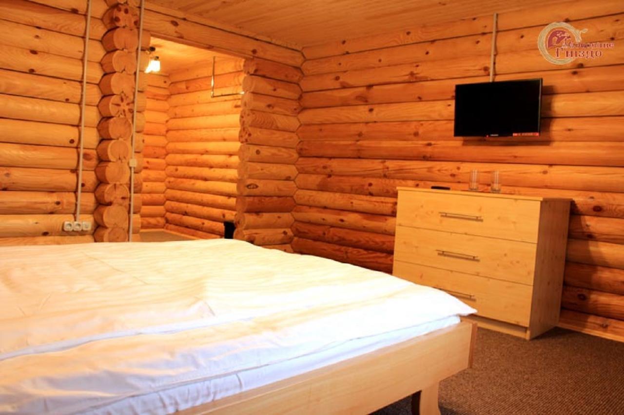 Hotel Sokolyne gnizdo Korostov Zewnętrze zdjęcie