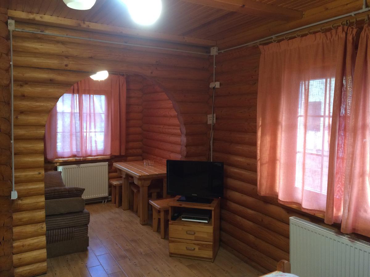 Hotel Sokolyne gnizdo Korostov Zewnętrze zdjęcie